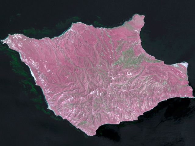 Landsat-8 image of Santa Rosa Island. Courtesy of Tom Bell Lab. Credit: NASA Goddard / USGS